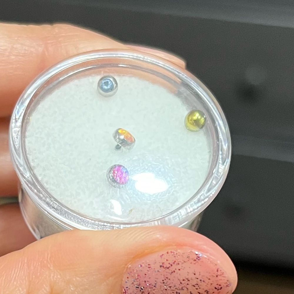 Anatometal TI Threaded Ends 18/16 gauge - Picture 14 of 17